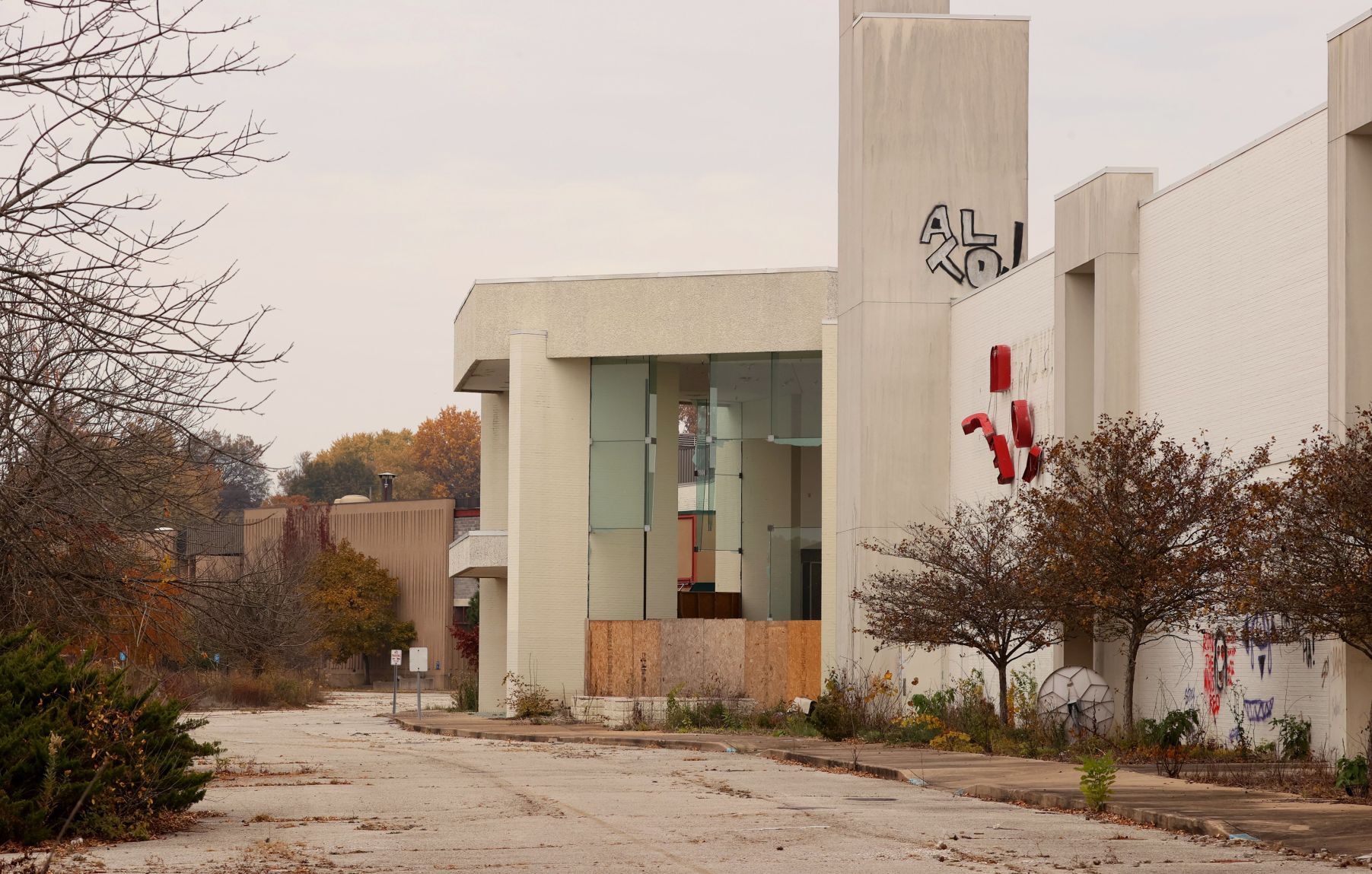 Jamestown Mall "a significant maintenance problem"